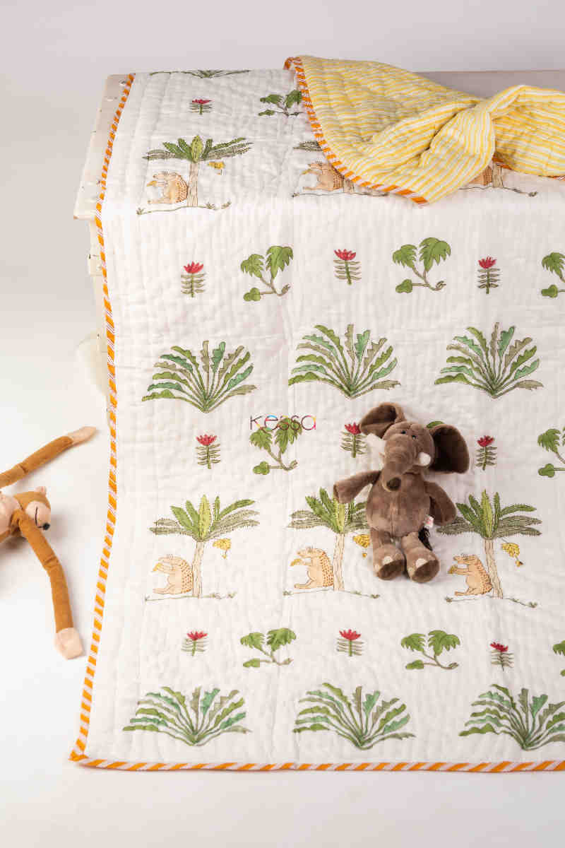 Image for Kusvaa Kaq213 Porcelain Tulip Tree Yellow Baby Quilt Featured