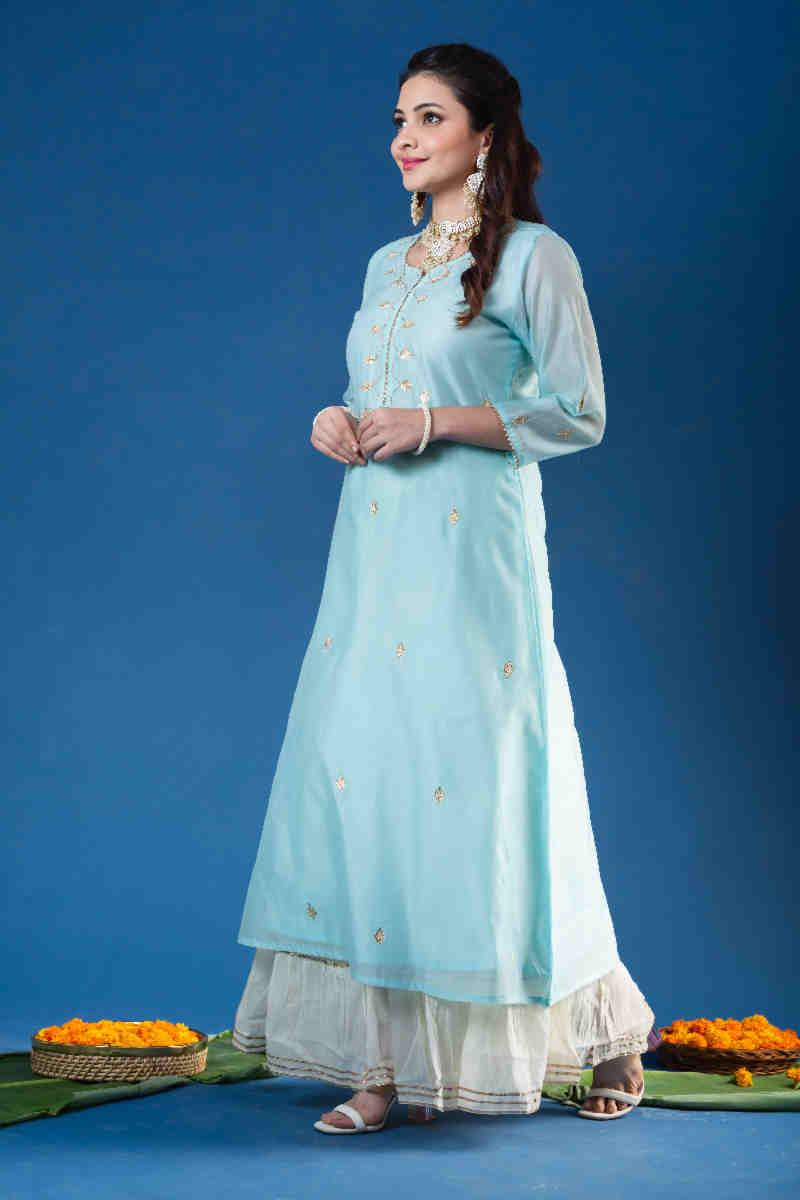 Image for Kusvaa Ws886 Trishana Chanderi Straight Kurta Look