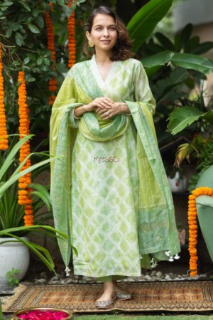 Image for Kusvaa Ws890 Baruni Chanderi Silk Straight Kurta With Dupatta Featured