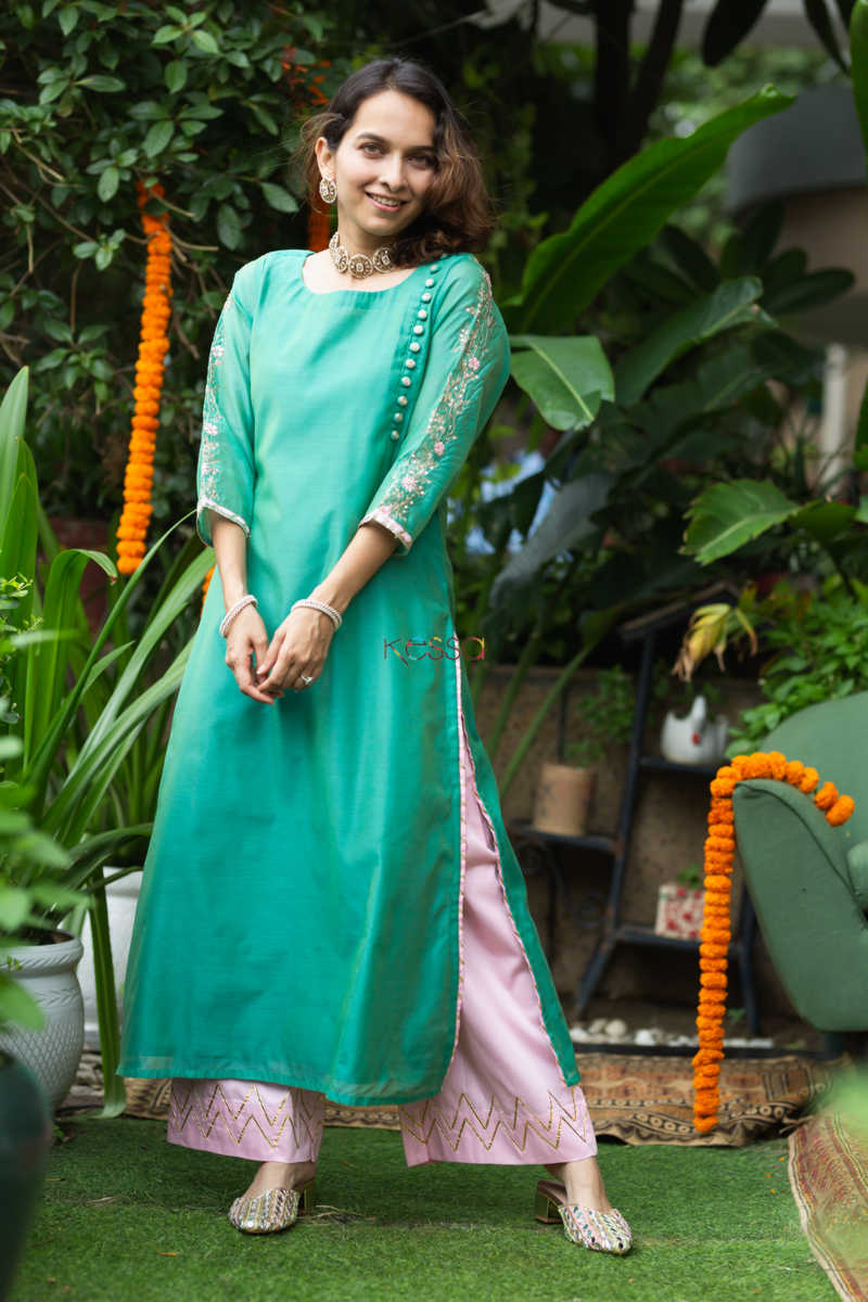 Image for Kusvaa Ws892 Anaya Chanderi Straight Kurta  Closeup