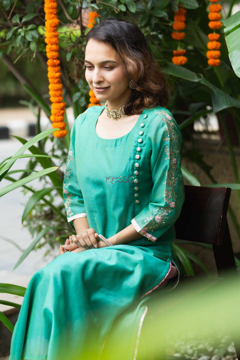 Image for Kusvaa Ws892 Anaya Chanderi Straight Kurta  Sitting