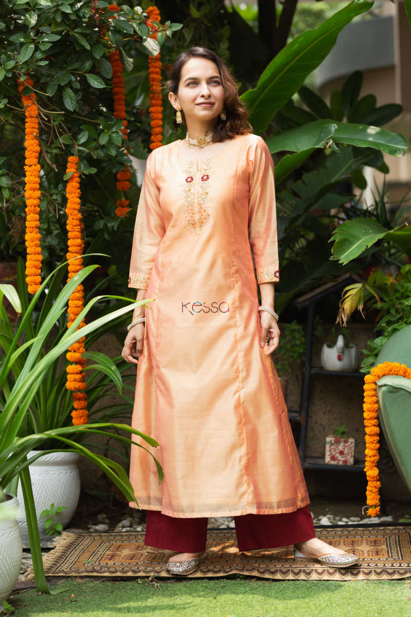 Image for Kusvaa Ws894 Hima Chanderi Straight Fit Kurta Front