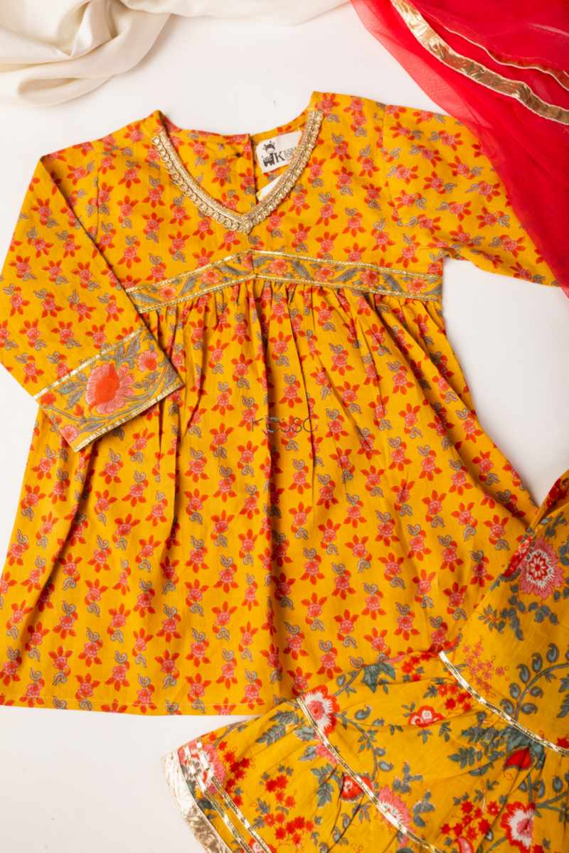 Image for Kusvaa Aj61 Veida Girls Complete Sharara Set Front
