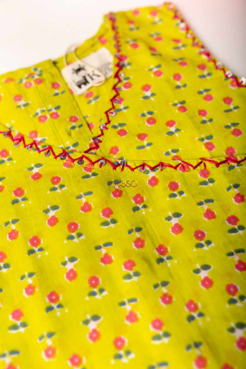 Image for Kusvaa Mbe30 Deepnita Girls Complete Skirt Set Closeup