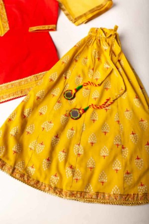 Image for Kusvaa Mbe31 Nithya Girls Complete Skirt Set Side
