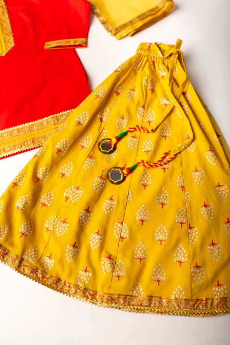 Image for Kusvaa Mbe31 Nithya Girls Complete Skirt Set Side