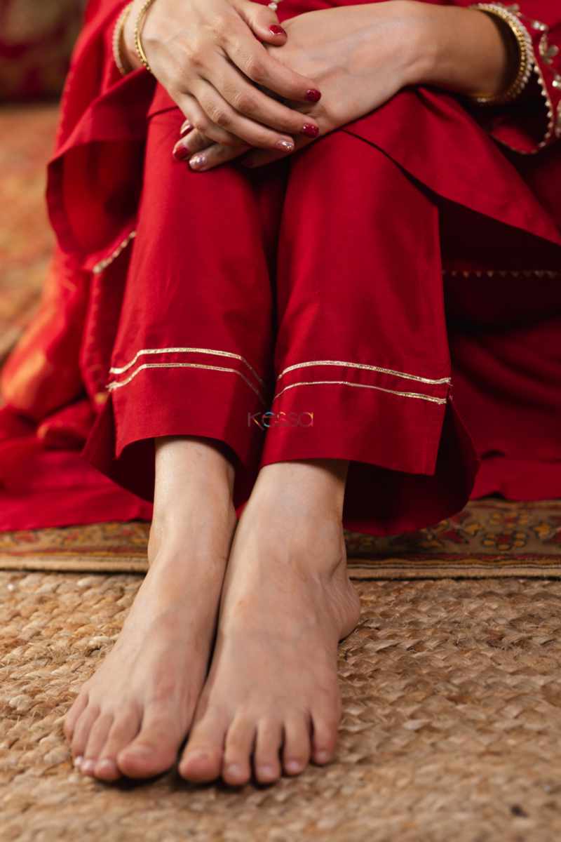 Image for Kusvaa Ws902 Alisa Chanderi Kurta Pant Set With Dupatta Closeup 2