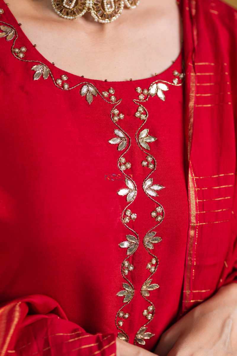 Image for Kusvaa Ws902 Alisa Chanderi Kurta Pant Set With Dupatta Closeup