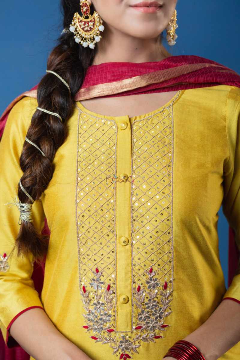 Image for Kusvaa Ws904 Anima Chanderi Kurta Pant Set Closeup