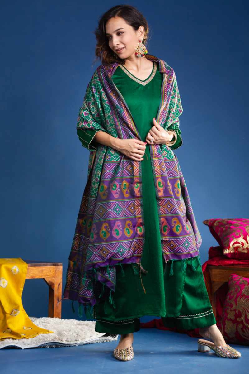 Image for Kusvaa Ws922 Adithi Silk Complete Suit Set With Chanderi Dupatta Front
