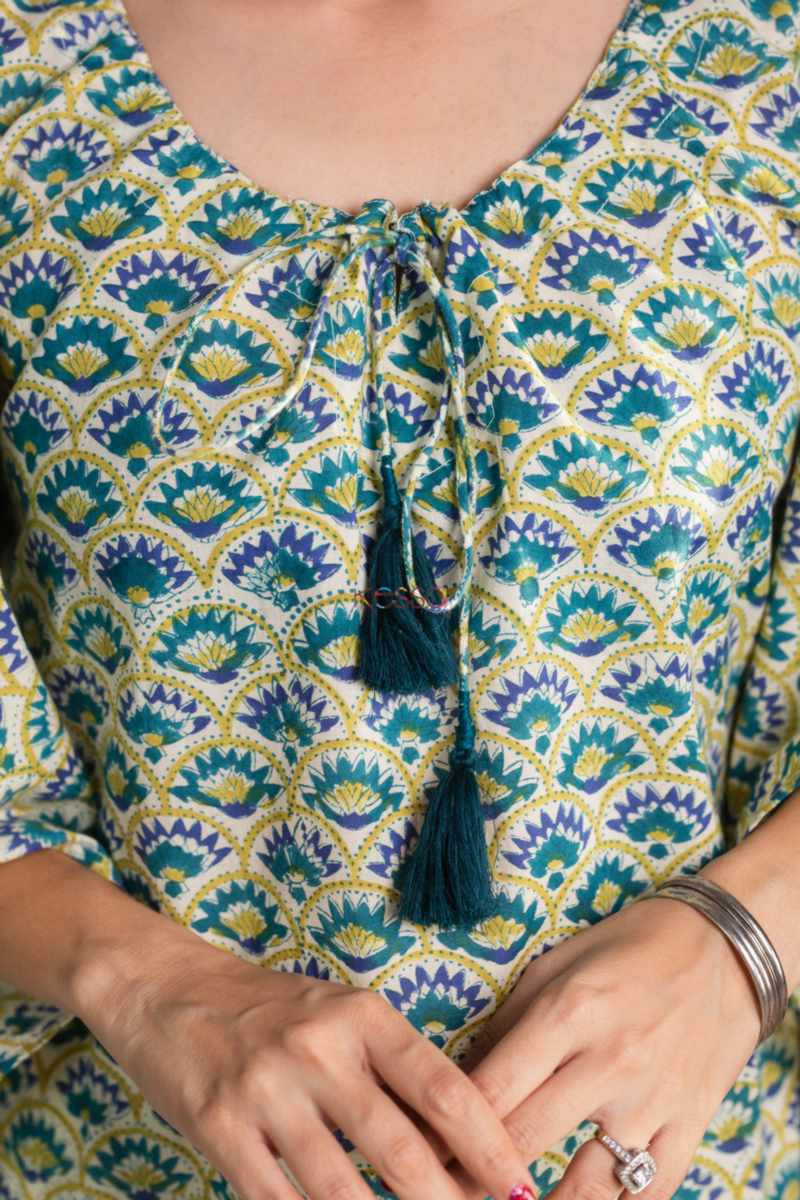 Image for Kusvaa Wsr332 Tamal Short Block Print Kaftan Closeup