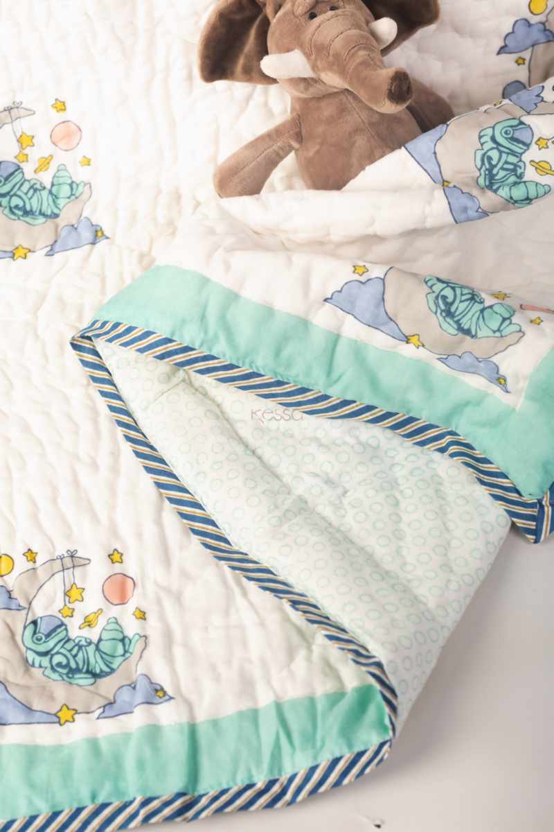 Image for Kaq227 Ekaparnika Blockprint Mulmul Baby Quilt Side