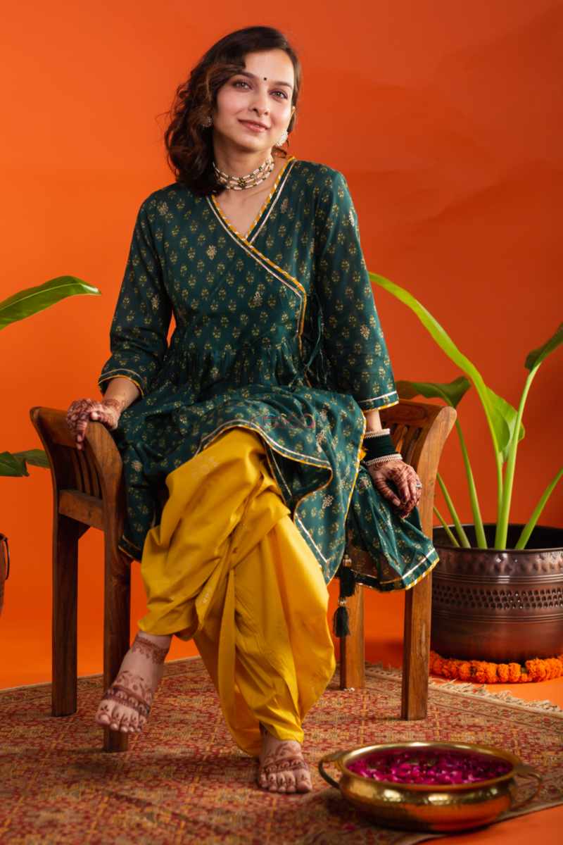 Image for Kusvaa Avdaf196 Abhaya Angrakha Kurti With Dhoti Salwar Sitting