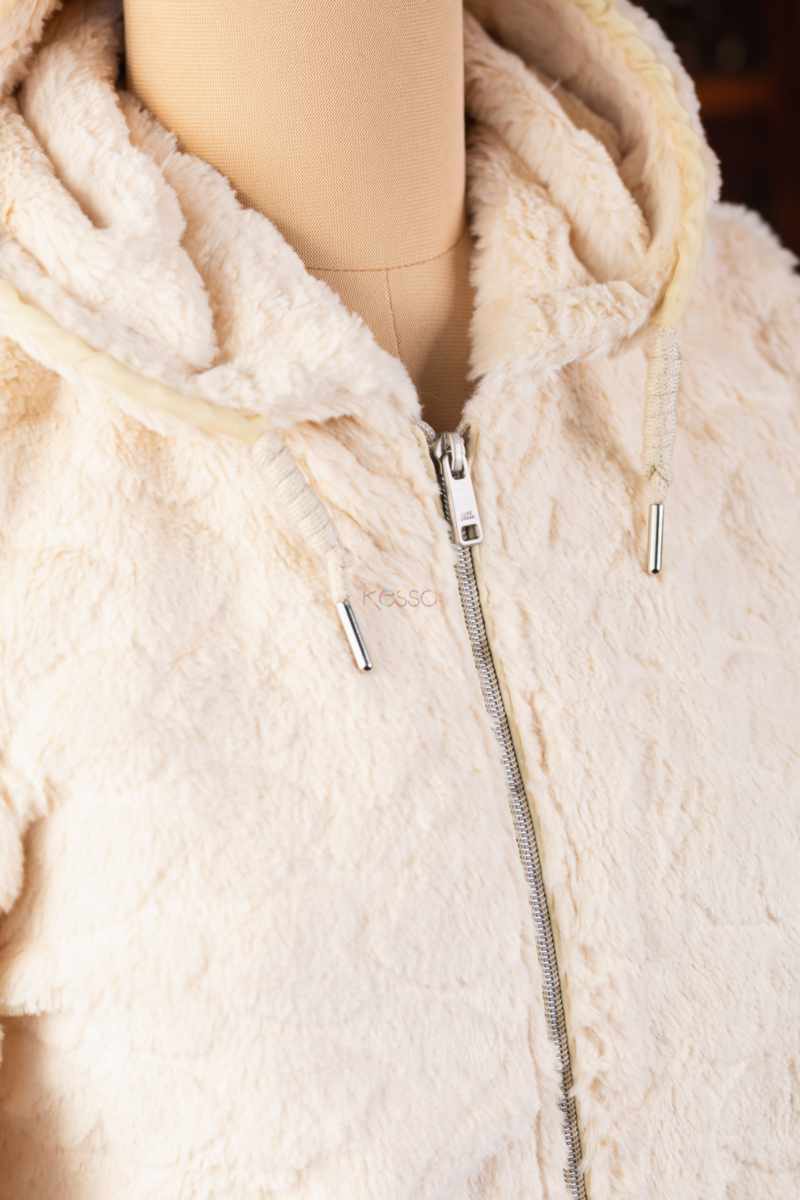 Image for Kusvaa Kj63 Gracie Tailored Jacket Closeup