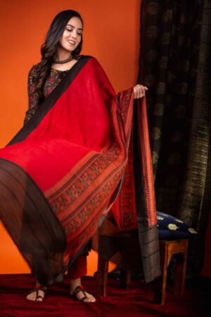 Image for Kusvaa Kuoj181 Saleena Pashmina Kurta Dupatta Set Side