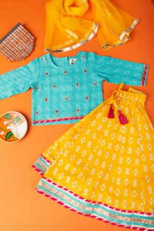 Image for Kusvaa Mbe34 Akriti Girl Cotton Skirt With Top And Dupatta Set Featured