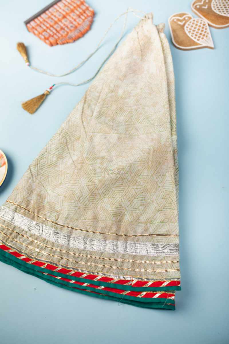 Image for Kusvaa Vck09 Kailas Girls Skirt Complete Set Closeup 2