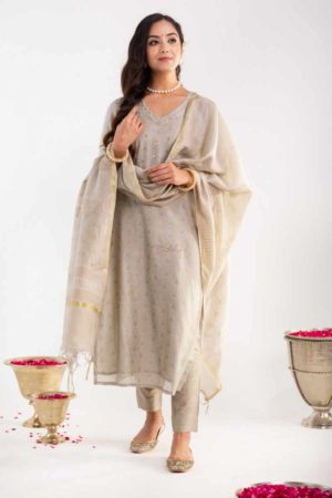 Image for Kusvaa Vcr151 Nushi Maheshwari Silk Kurta Dupatta Set Featured