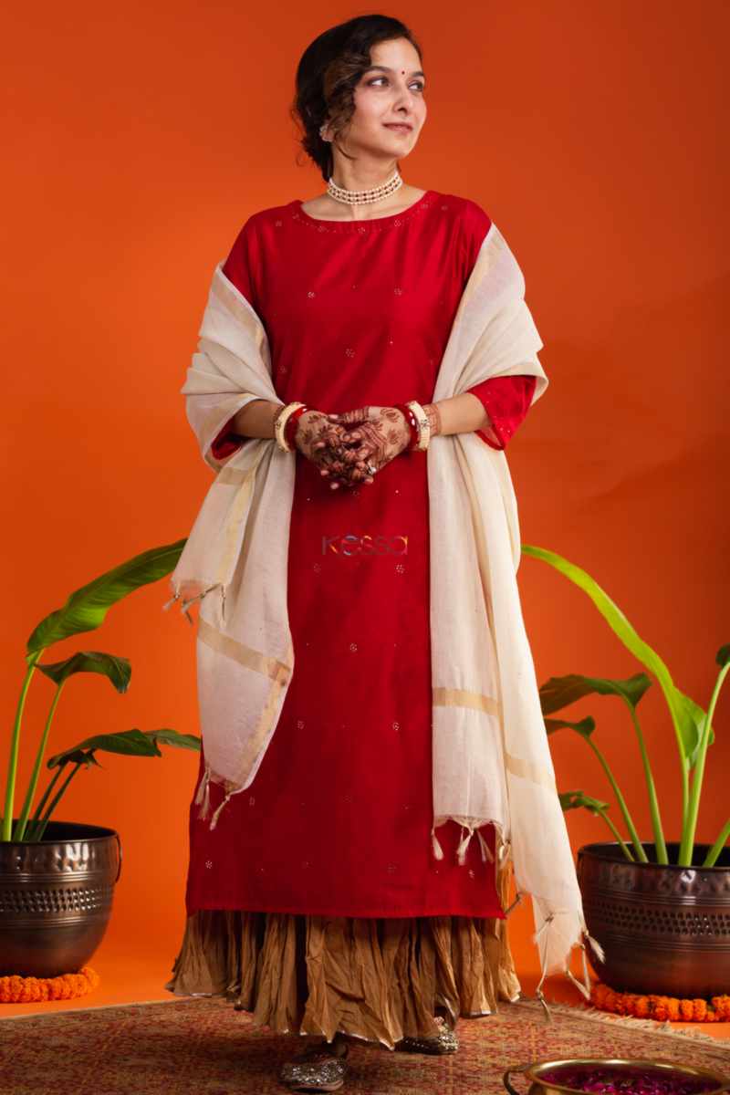 Image for Kusvaa Vcr153 Kimisha Chanderi Straight Kurta Featured