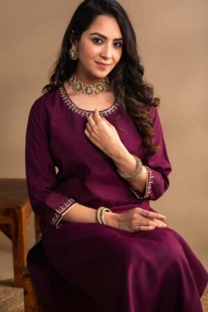 Image for Kusvaa Vcr160 Daruka Chanderi Straight Kurta Sitting
