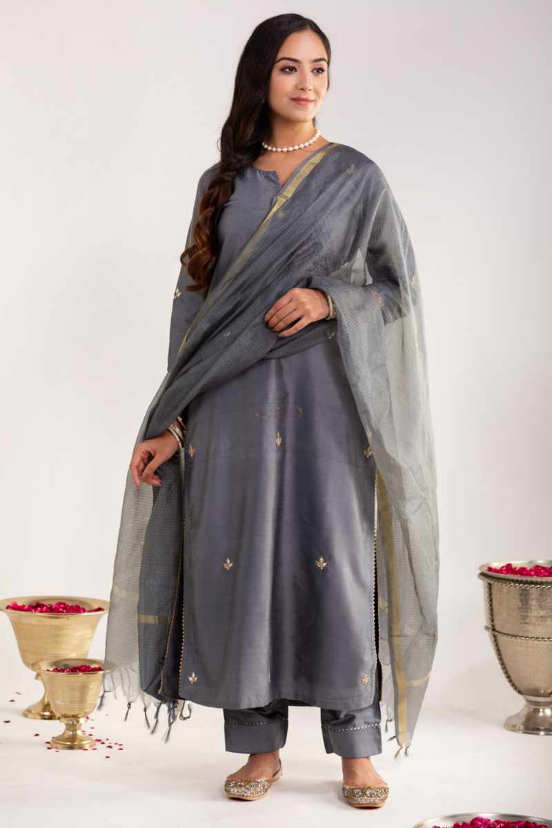 Image for Kusvaa Ws914 Nayna Silk Kurta Pant Set With Kota Doria Dupatta Featured
