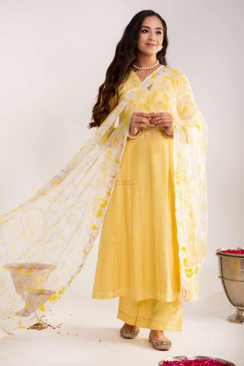 Image for Kusvaa Ws915 Adhiti Cotton Kurta With Pant And Organza Dupatta Featured