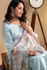 Image for Kusvaa Ws924 Neena Chanderi Kurta With Organza Dupatta Sitting