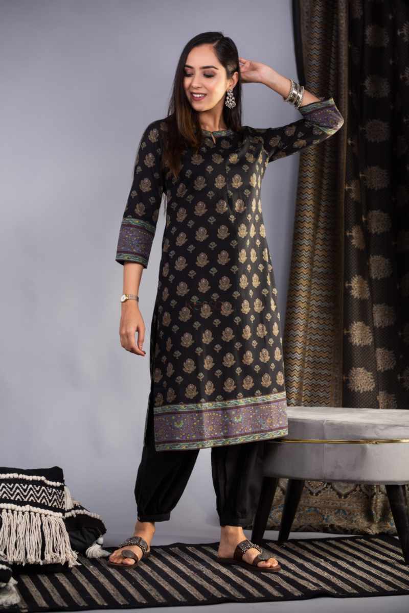 Image for Kusvaa Avdaf199 Nilima Striaght Cotton Kurta Front