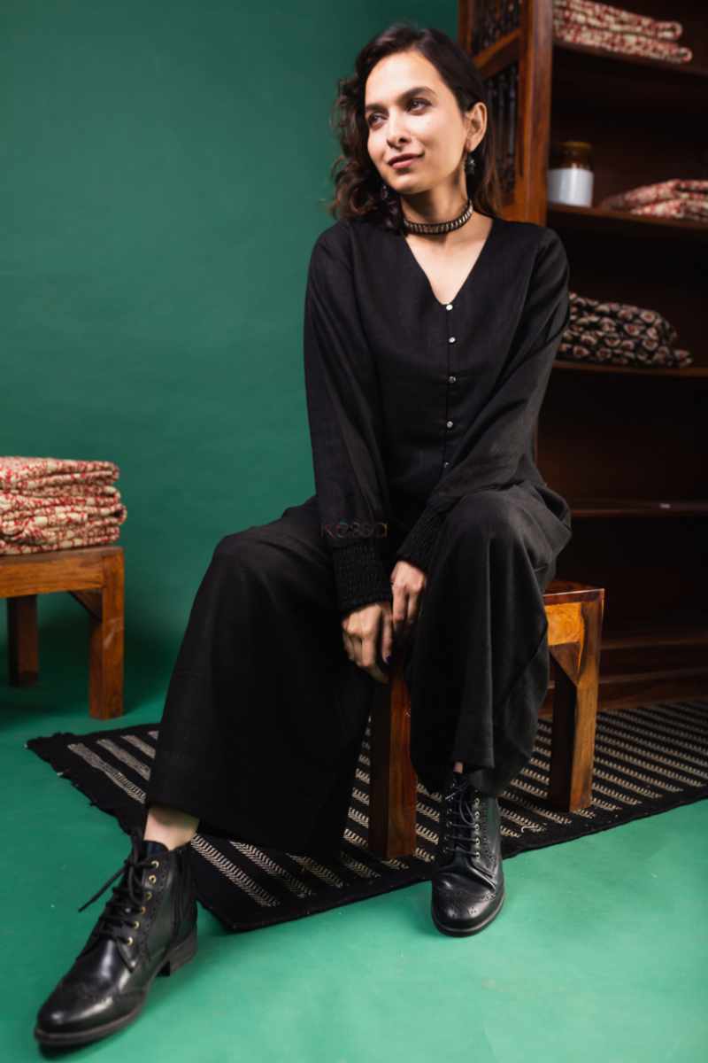Image for Kusvaa Avdaf202 Lalita Cotton Linen Top Pant Set Sitting