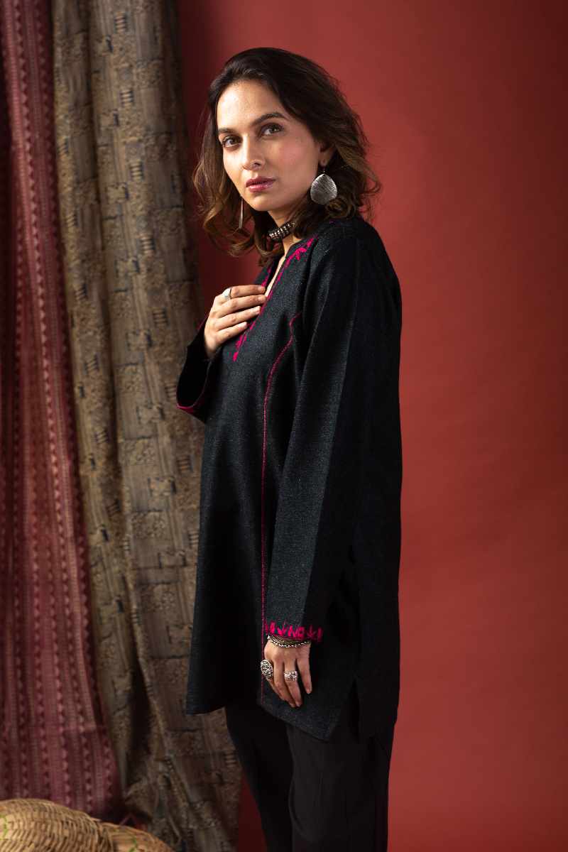 Image for Kusvaa De169 Saumya Woolen Short Kurti Front