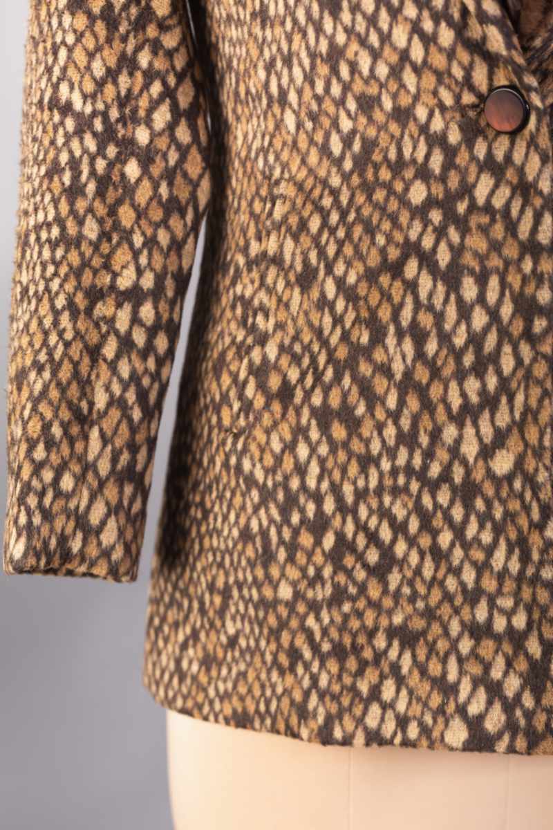 Image for Kusvaa Kj81 Dimitris Tailored Jacket Closeup