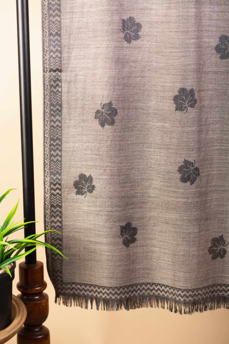 Image for Kusvaa Kusl73c Gunjita Woolen Shawl Side
