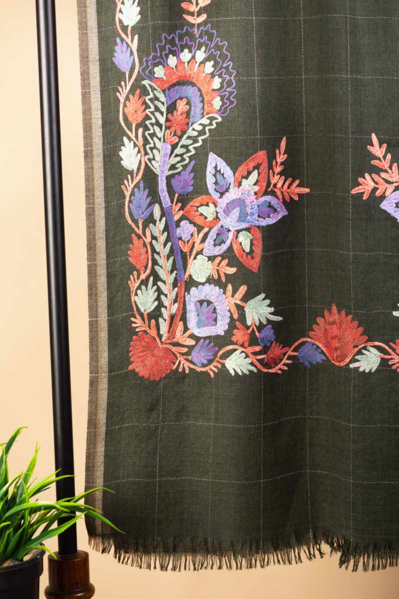 Image for Kusvaa Kusl89d Medha Woolen Shawl Featured