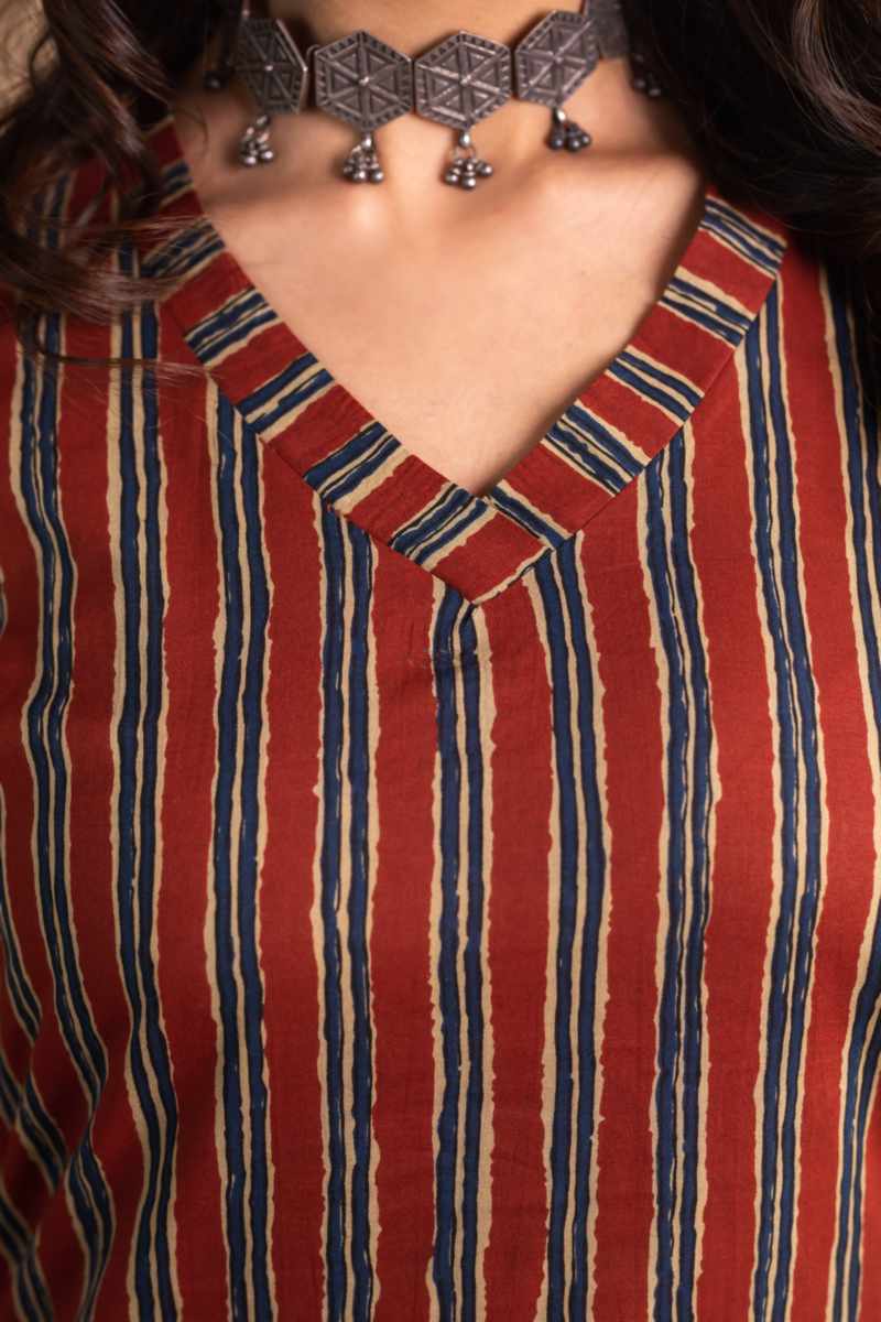 Image for Kusvaa Taf99 Ashwini Straight Regular Kurta Closeup