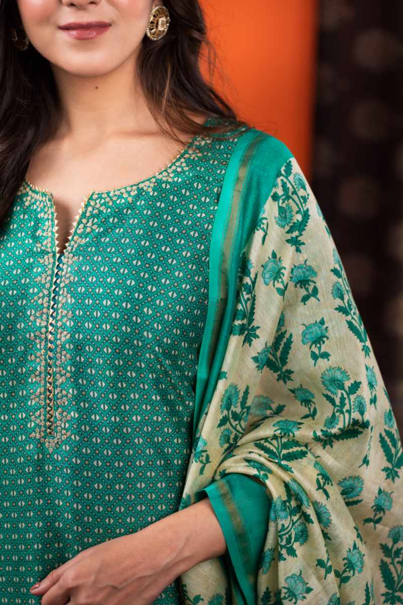 Image for Kusvaa Ws936 Amita Chanderi Kurta Dupatta Set Closeup