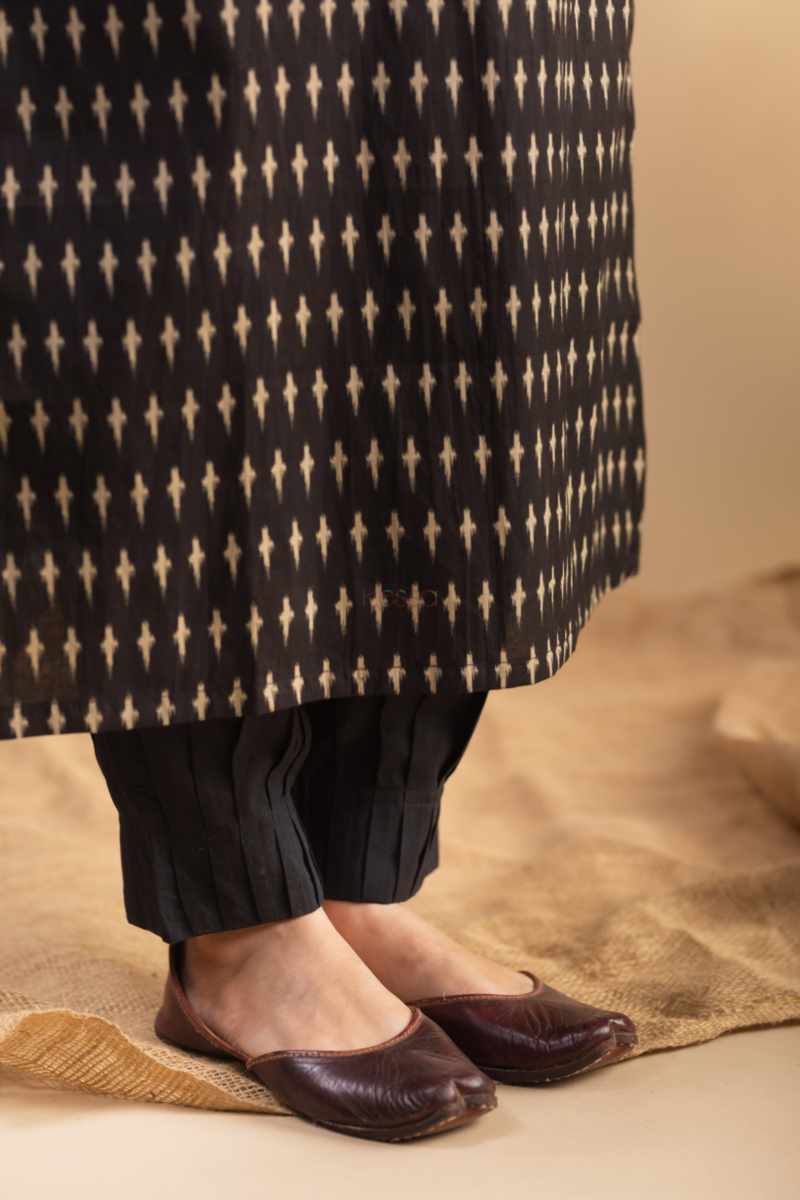 Image for De166 Anala Cotton Straight Kurta Closeup 2