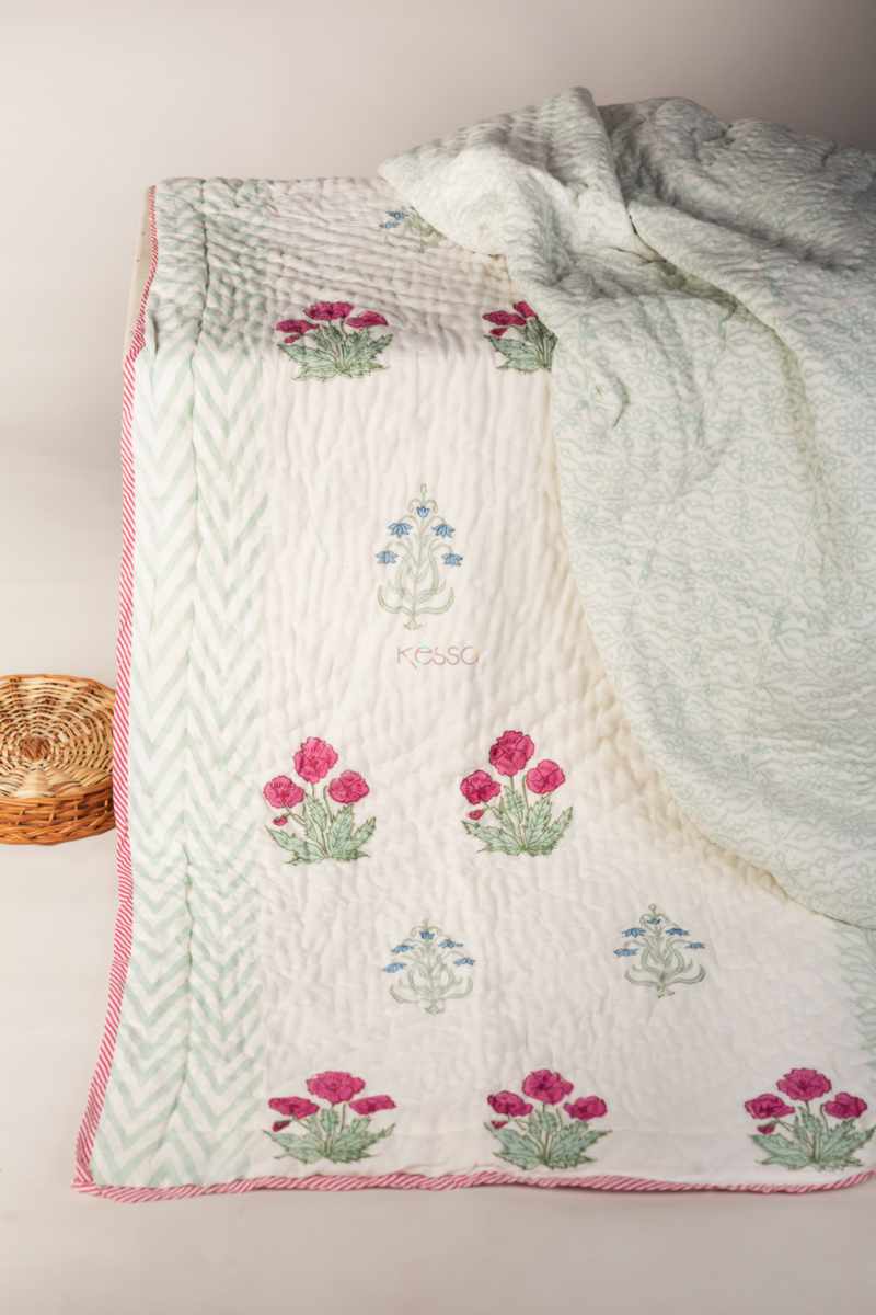 Image for Kaq238 Moon Mist Green Double Bed Quilt Front