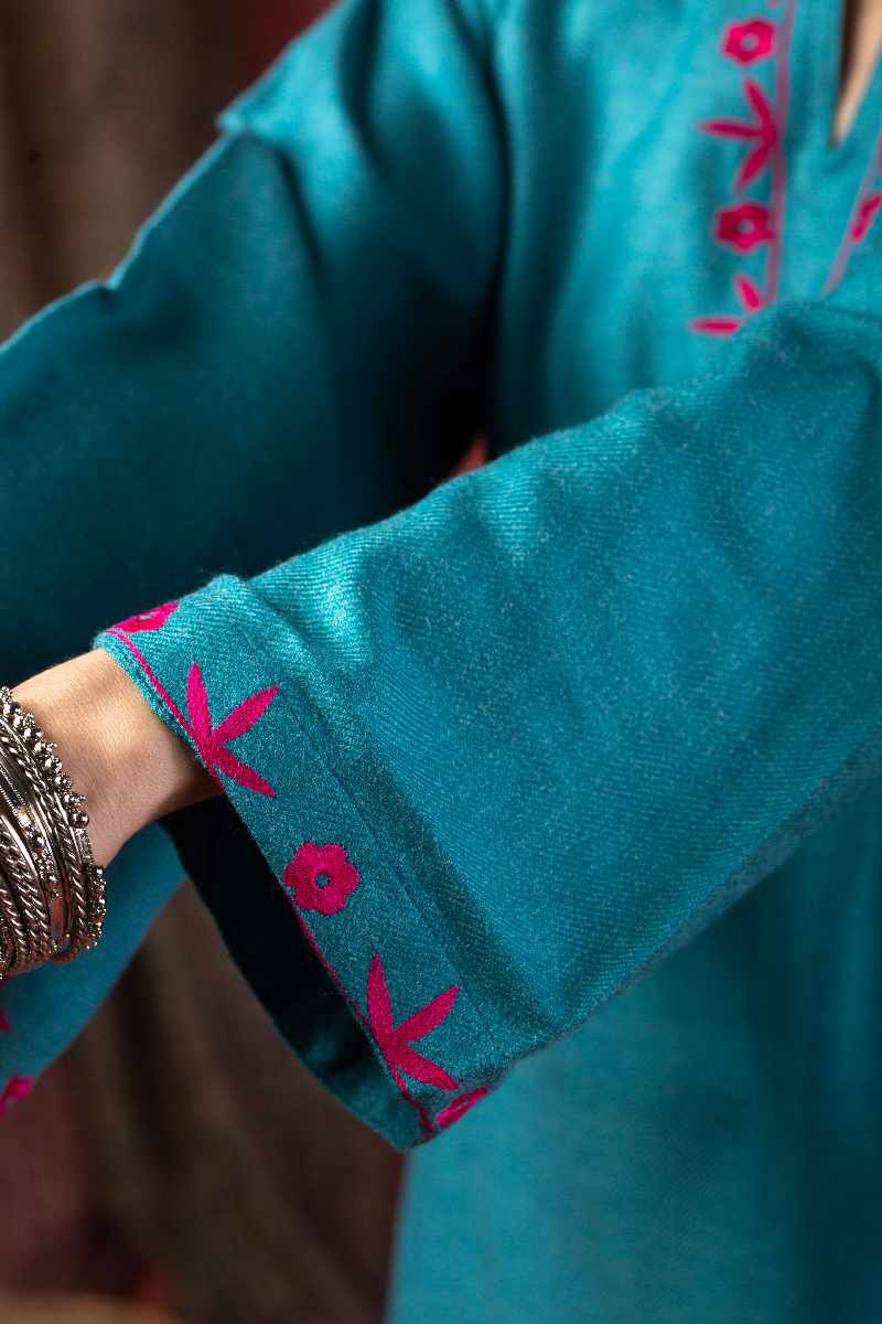 Image for Kusvaa De172 Ketaki Woolen Short Kurti Pocket New