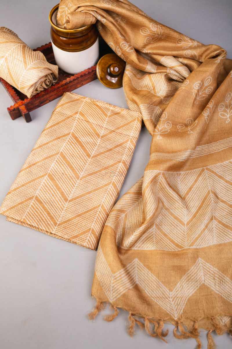Image for Kusvaa Kula19 Rupali Tussar Fabric Set Featured