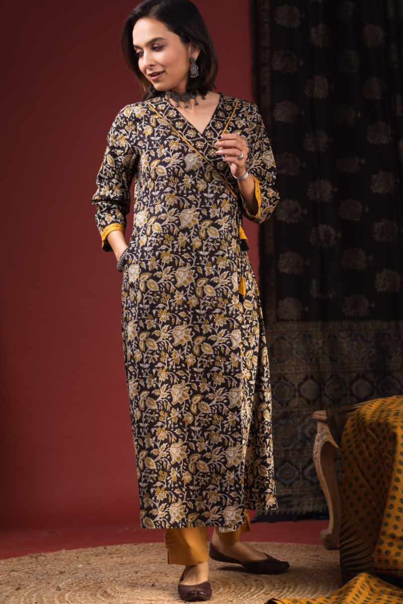 Image for Kusvaa Vcr167 Juhi Bock Print Angrakha Kurta Featured
