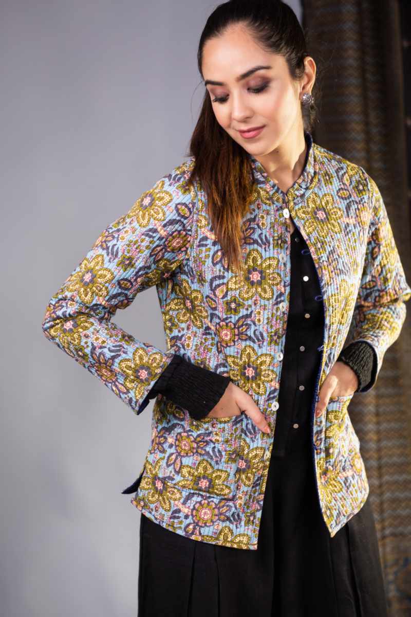 Image for Sj39 Bithika Quilted Full Sleeves Reversible Silk Jacket Closeup