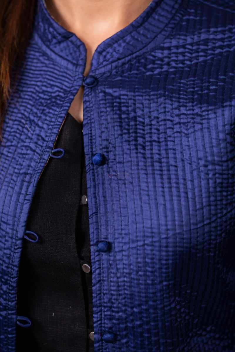 Image for Sj39 Bithika Quilted Full Sleeves Reversible Silk Jacket Side