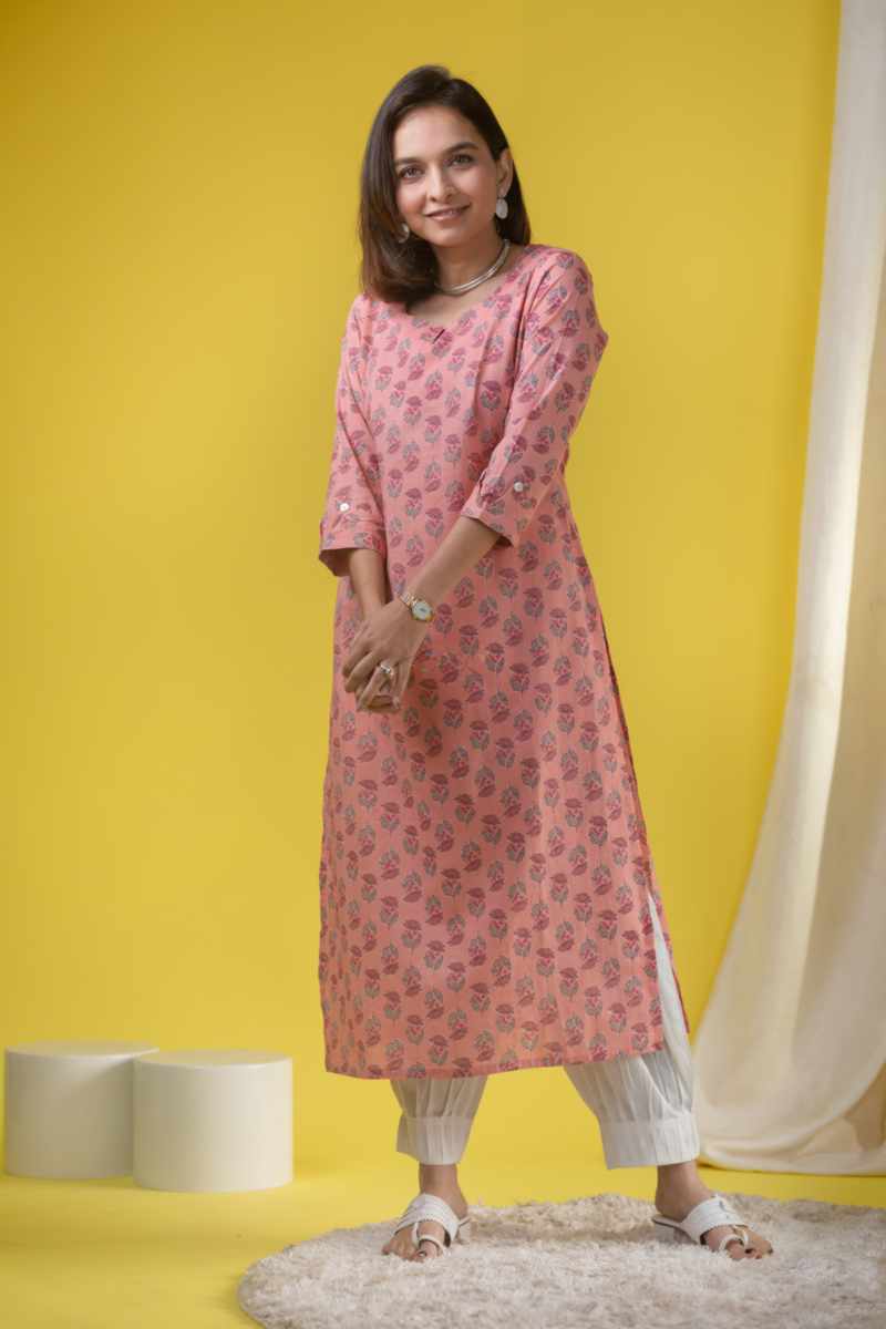 Image for Kusvaa De146 Sarla Regular Wear Kurta Front New