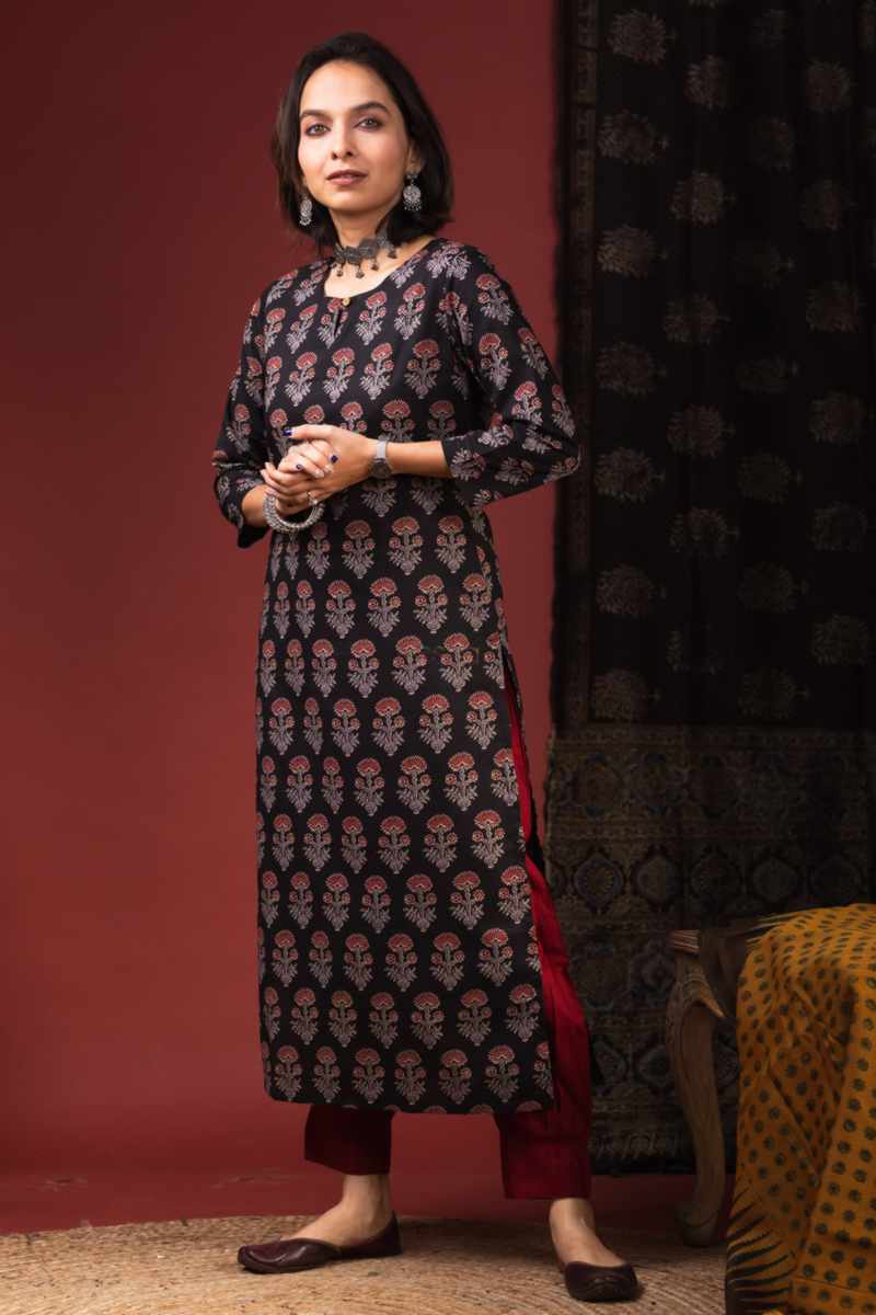 Image for Kusvaa De164 Vyomini Cotton Kurta Front