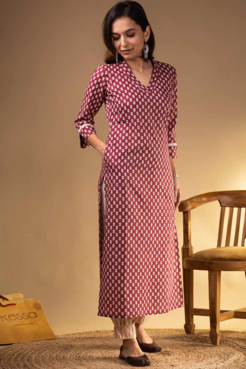 Image for Kusvaa De171 Pakhee Cotton Straight Fit Kurta Front