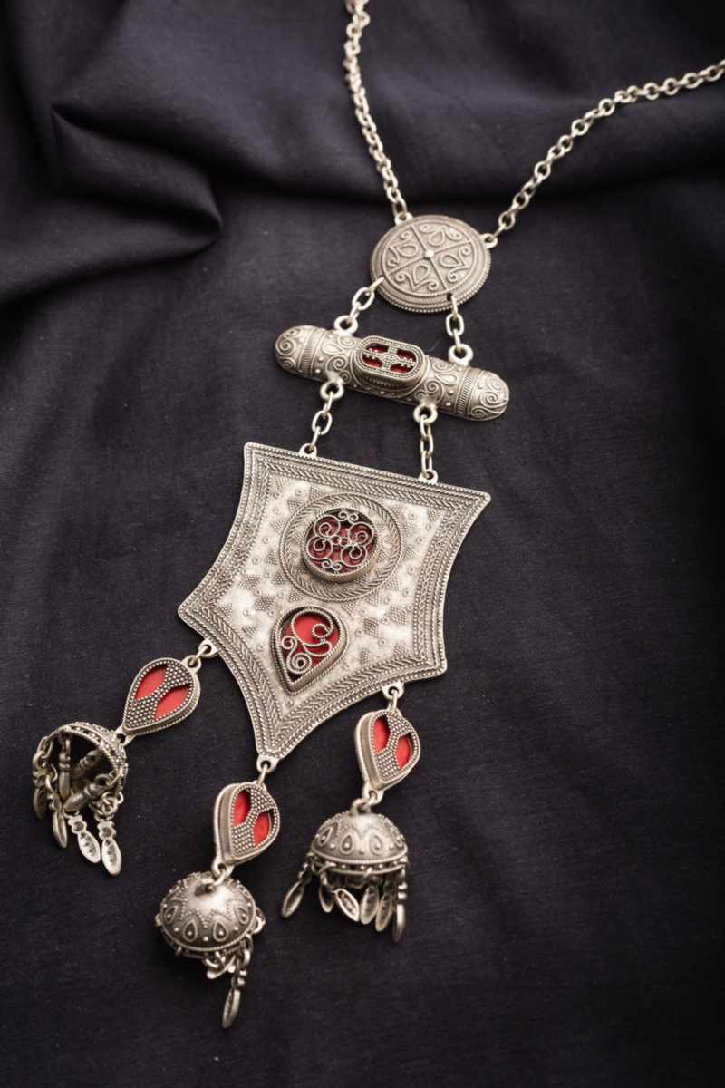 Image for Kusvaa Kpn98 Kazaki Bar Red Stone Chain Necklace Featured