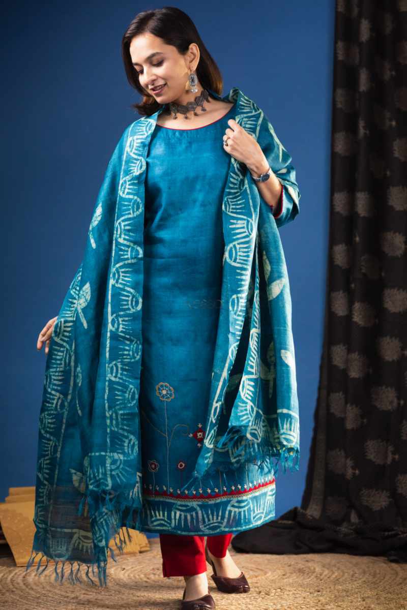 Image for Kusvaa Kuoj187 Usra Tussar Kurta Dupatta Set Featured