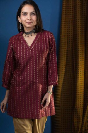 Image for Kusvaa Ws962 Kaur Bhagalpuri Silk Short Kurti Featured New