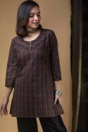 Image for Kusvaa Ws965 Driti Cotton Short Kurti Featured