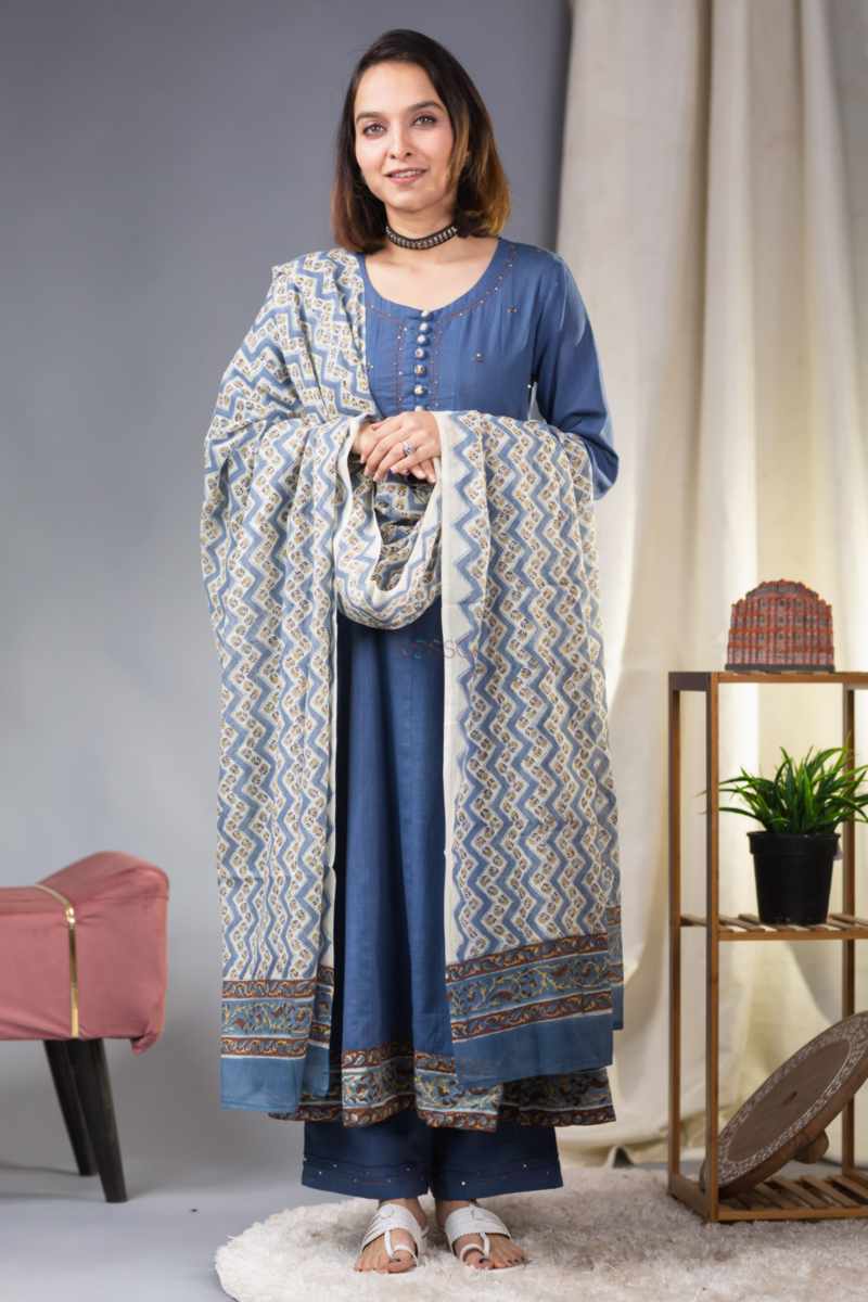 Image for Kusvaa Wsr362 Iksha Cotton Complete Suit Set Featured